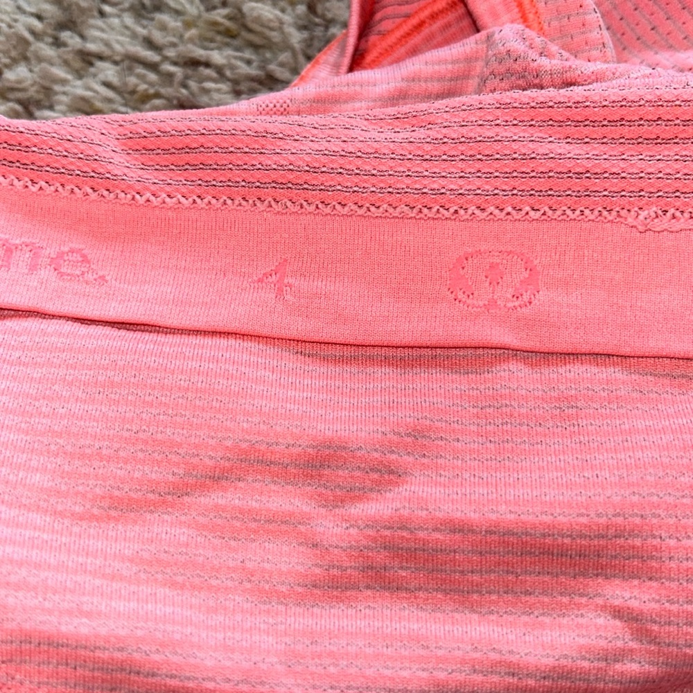 🆕Lululemon Athletica Size 4 Tank Top - Picture 4 of 4